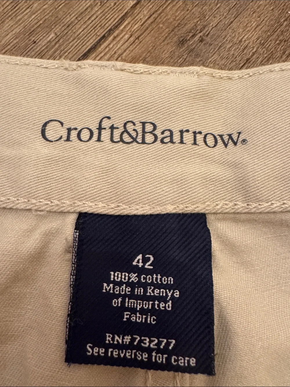 croft & barrow Beige/Tan Cargo Shorts with Flap Pockets